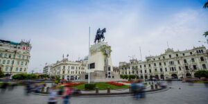 san martin square lima