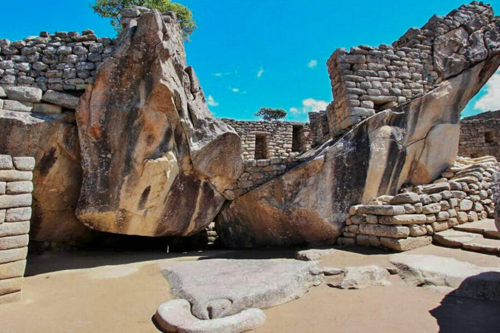 templo condor machu picchu b61204f16d
